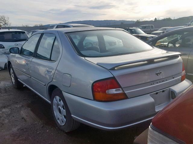 1N4DL01D6XC207095 - 1999 NISSAN ALTIMA XE SILVER photo 3