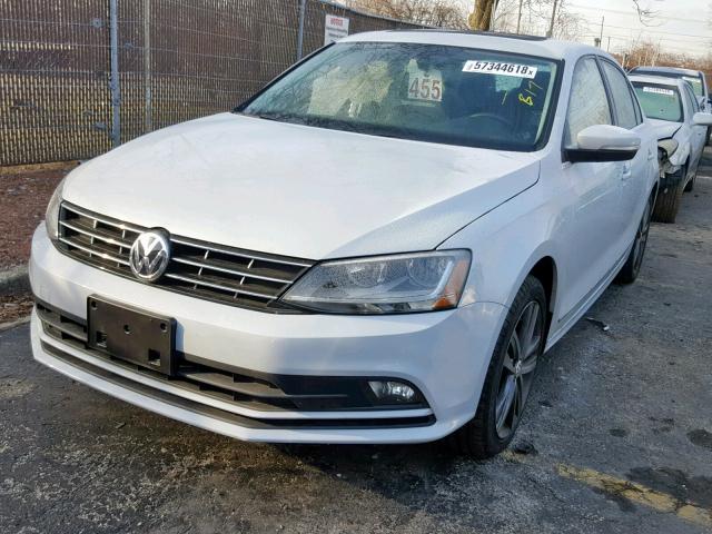 3VWL17AJ6JM236254 - 2018 VOLKSWAGEN JETTA SEL WHITE photo 2