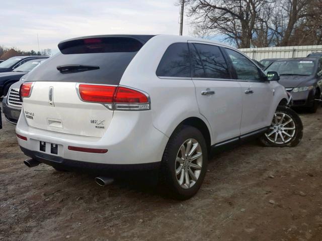 2LMDJ8JK1DBL20333 - 2013 LINCOLN MKX WHITE photo 4