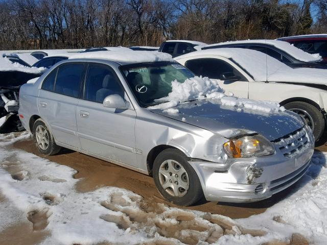 KMHCG45C95U654963 - 2005 HYUNDAI ACCENT GL SILVER photo 1