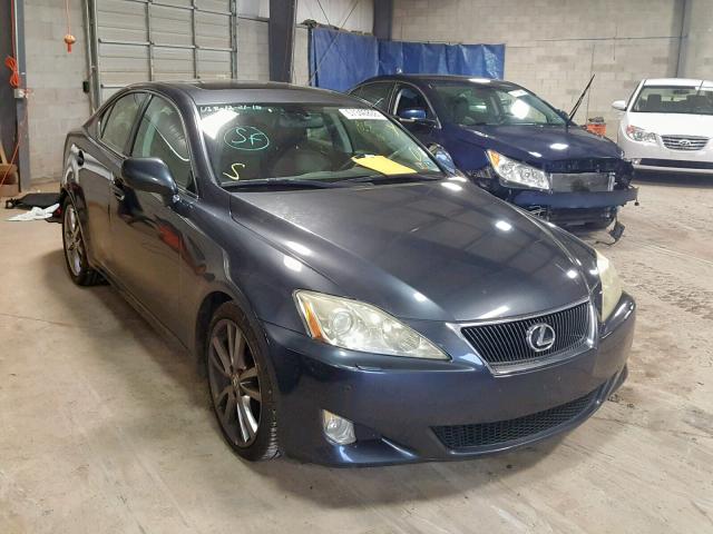 JTHBE262485020537 - 2008 LEXUS IS 350 GRAY photo 1