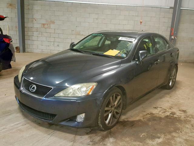 JTHBE262485020537 - 2008 LEXUS IS 350 GRAY photo 2