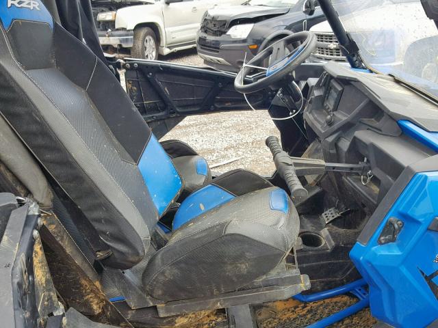 3NSVFE920HF929798 - 2017 POLARIS RZR XP 4 T BLUE photo 5