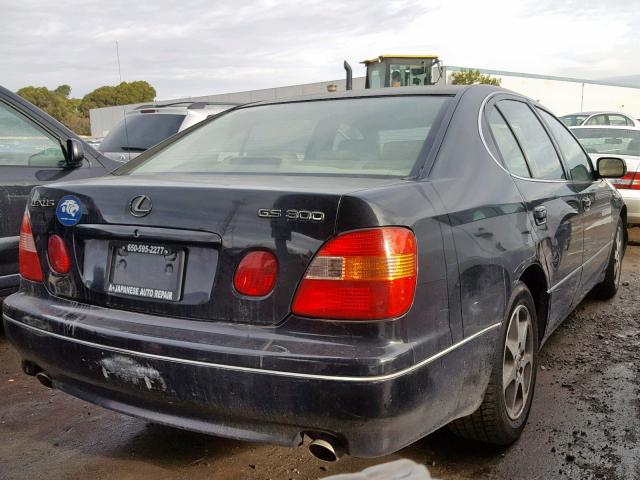 JT8BD68SXY0113003 - 2000 LEXUS GS 300 BLACK photo 4