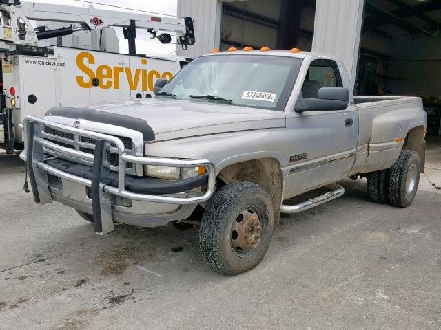 3B7MF36791M264449 - 2001 DODGE RAM 3500 SILVER photo 2