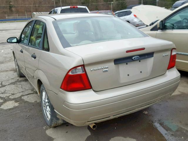 1FAFP34N16W169792 - 2006 FORD FOCUS ZX4 TAN photo 3