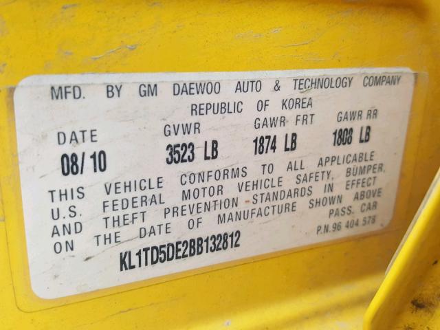 KL1TD5DE2BB132812 - 2011 CHEVROLET AVEO LS YELLOW photo 10