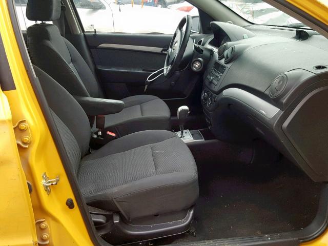 KL1TD5DE2BB132812 - 2011 CHEVROLET AVEO LS YELLOW photo 5