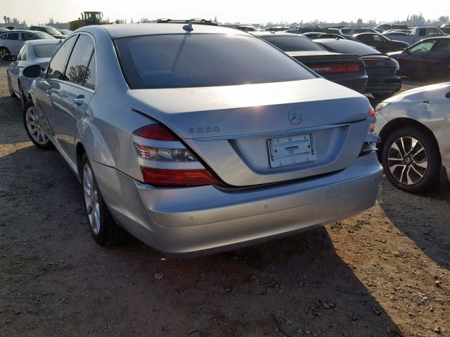 WDDNG71X58A159081 - 2008 MERCEDES-BENZ S 550 SILVER photo 3