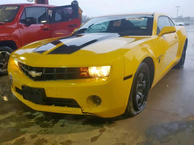 2G1FA1E33D9154528 - 2013 CHEVROLET CAMARO LS YELLOW photo 2