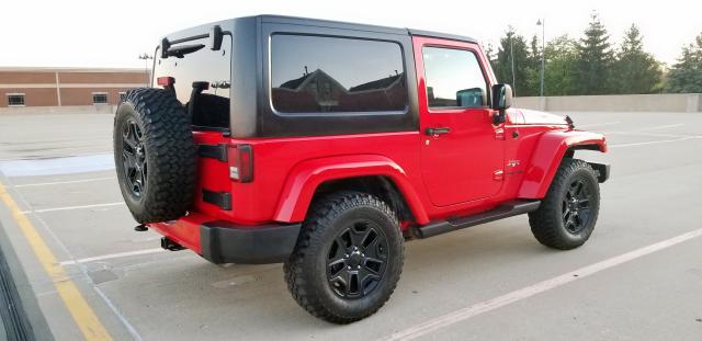 1C4AJWBG0HL599975 - 2017 JEEP WRANGLER S RED photo 2