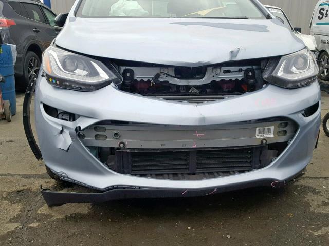 1G1FX6S00H4180082 - 2017 CHEVROLET BOLT EV PR SILVER photo 9