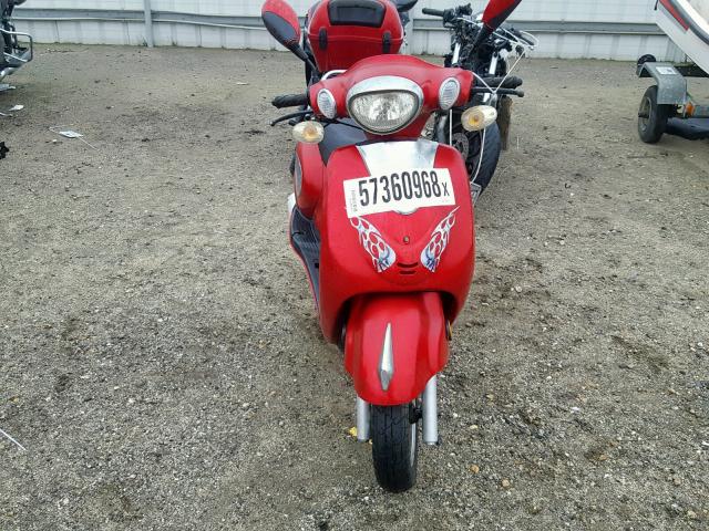 LFETCKPD9B1B70262 - 2011 ACURA SCOOTER RED photo 9