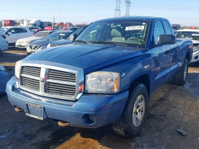 1D7HE42KX6S547306 - 2006 DODGE DAKOTA SLT BLUE photo 2