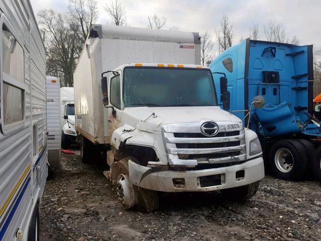 5PVNJ8JV9G4S62839 - 2016 HINO 258/268 WHITE photo 1