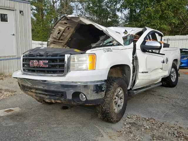 1GTEC19J37Z559045 - 2007 GMC NEW SIERRA WHITE photo 2