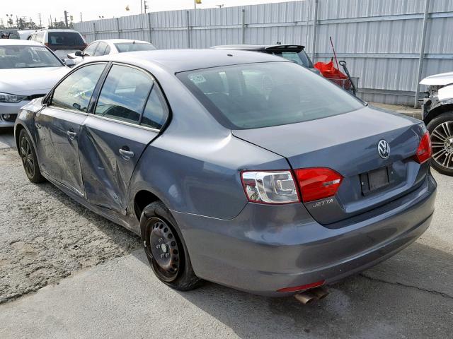 3VW2K7AJ9DM414235 - 2013 VOLKSWAGEN JETTA BASE GRAY photo 3