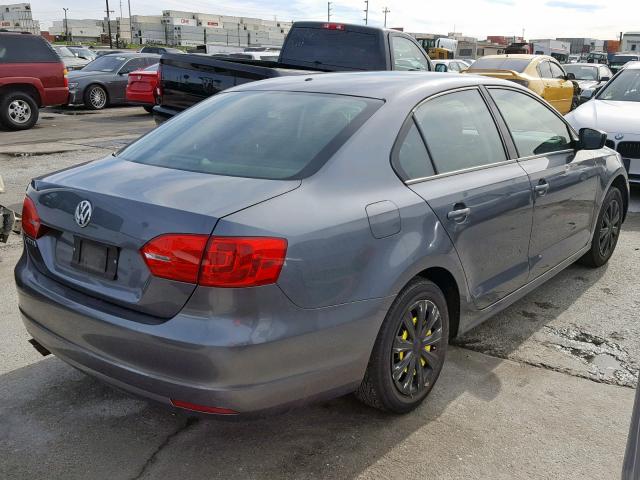 3VW2K7AJ9DM414235 - 2013 VOLKSWAGEN JETTA BASE GRAY photo 4