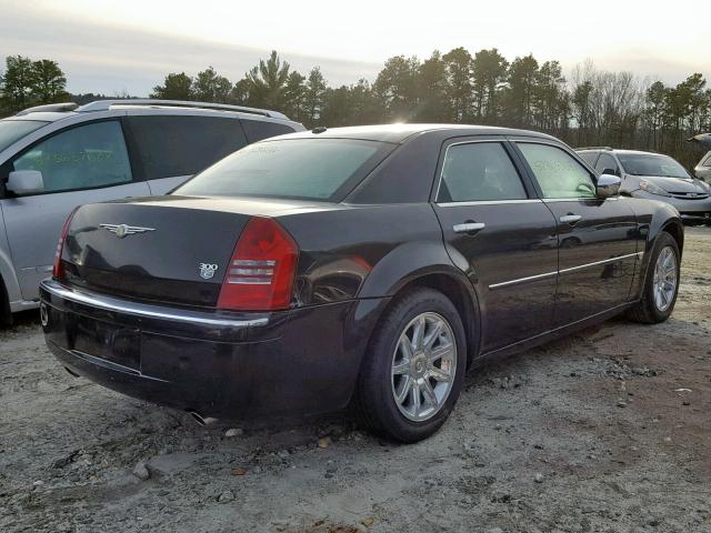 2C3LA63H16H331970 - 2006 CHRYSLER 300C BLACK photo 4