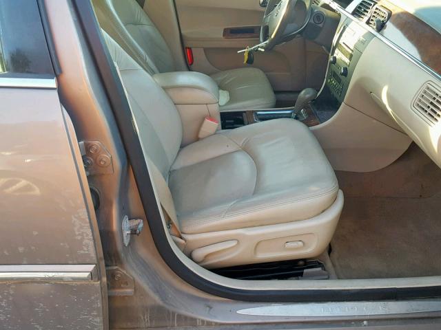 2G4WD582161166733 - 2006 BUICK LACROSSE C GRAY photo 5