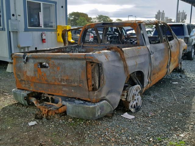 5TFDW5F1XGX535691 - 2016 TOYOTA TUNDRA CRE GRAY photo 4