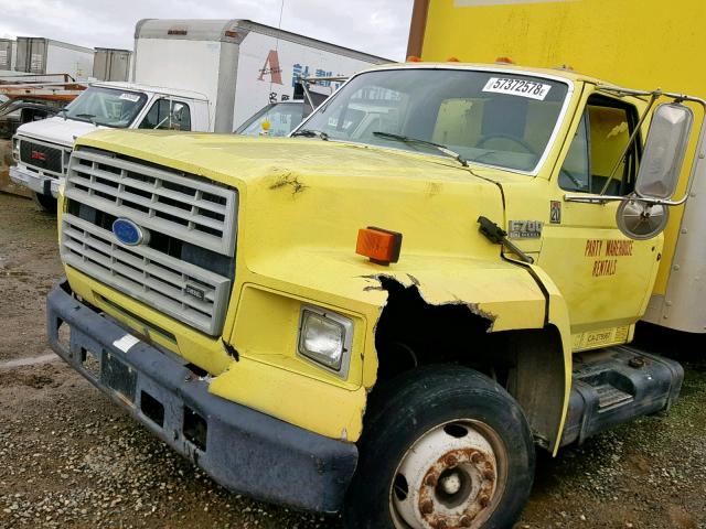 1FDNK72C5PVA19779 - 1993 FORD F700 FLPO YELLOW photo 9