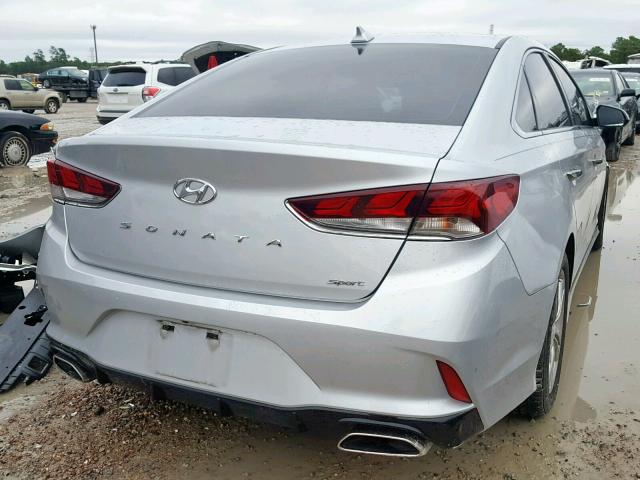 5NPE34AF7JH643814 - 2018 HYUNDAI SONATA SPO SILVER photo 4