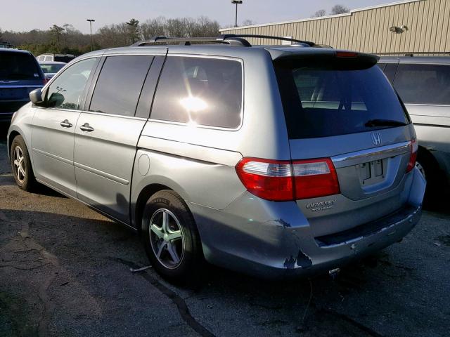 5FNRL38886B032795 - 2006 HONDA ODYSSEY TO SILVER photo 3