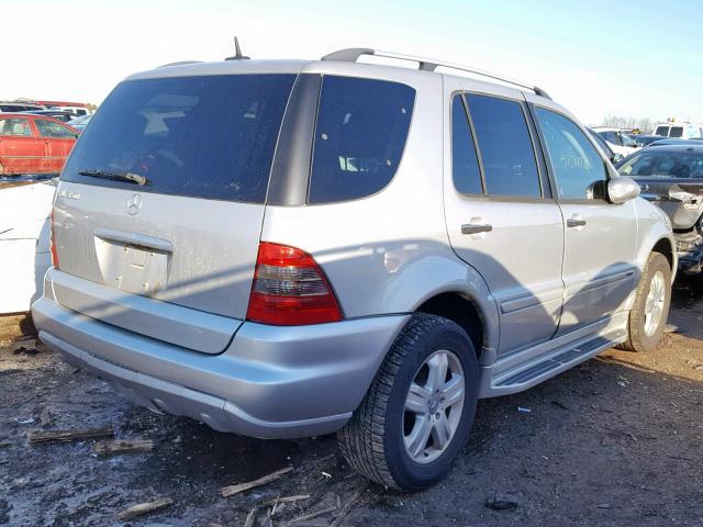 4JGAB57EX5A568704 - 2005 MERCEDES-BENZ ML 350 GRAY photo 4