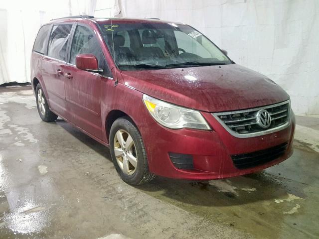 2V4RW3DG4BR695502 - 2011 VOLKSWAGEN ROUTAN SE RED photo 1