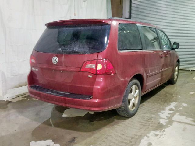 2V4RW3DG4BR695502 - 2011 VOLKSWAGEN ROUTAN SE RED photo 4