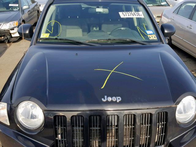 1J4NF4FB8AD505678 - 2010 JEEP COMPASS SP შავი ფოტო 7