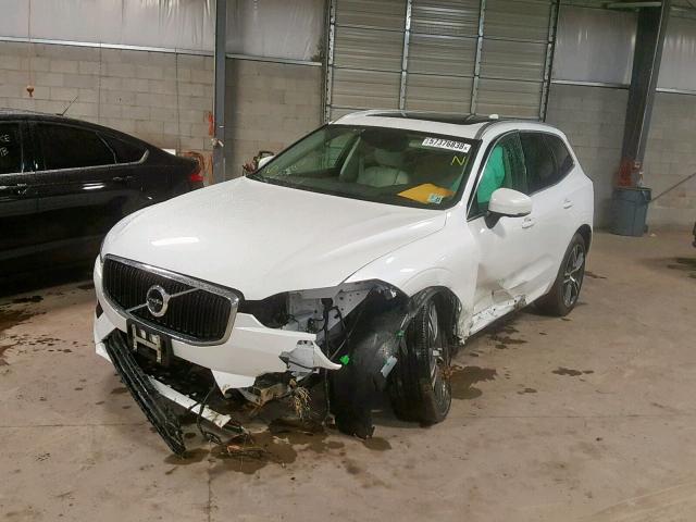 YV4102RK2J1008436 - 2018 VOLVO XC60 T5 WHITE photo 2