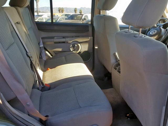 1J8HH48K67C691660 - 2007 JEEP COMMANDER 绿色 照片 6