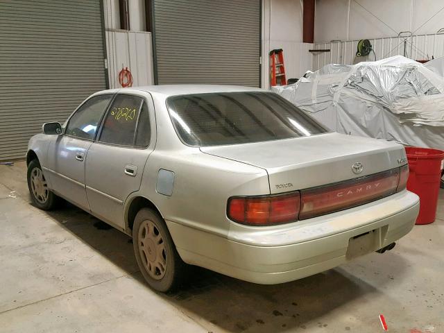 JT2GK13E8R0035395 - 1994 TOYOTA CAMRY XLE SILVER photo 3