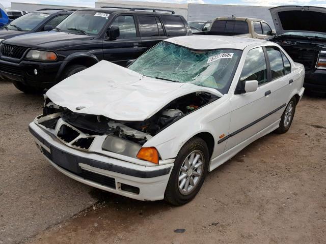 WBACC9328WEE59939 - 1998 BMW 318 I WHITE photo 2