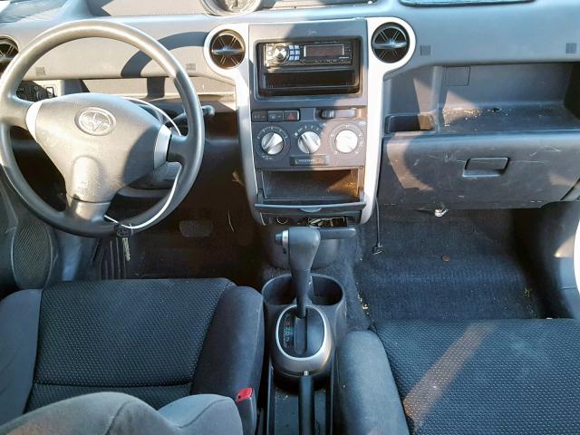 JTLKT324950212084 - 2005 TOYOTA SCION XB Ақ фото 9