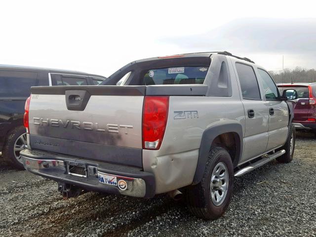 3GNEC12Z45G102233 - 2005 CHEVROLET AVALANCHE GRAY photo 4