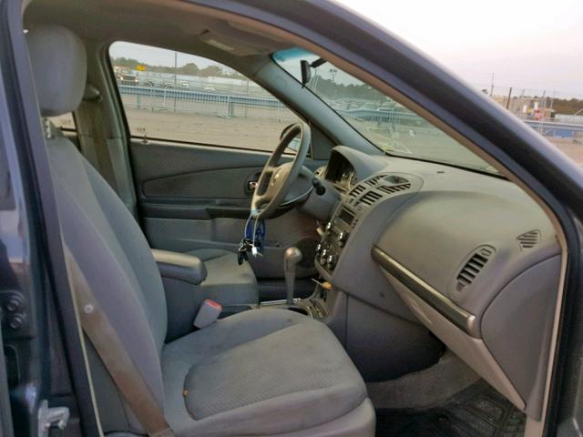 1G1ZS58F38F109433 - 2008 CHEVROLET MALIBU LS GRAY photo 5