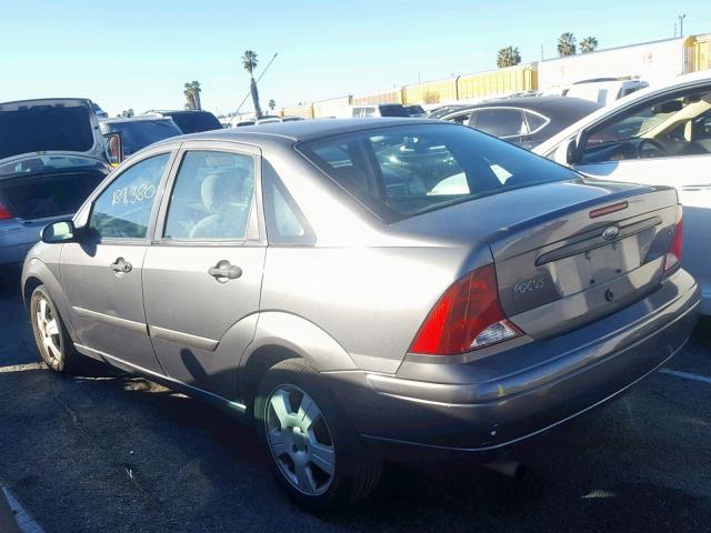 1FAFP34Z43W245603 - 2003 FORD FOCUS SE C GRAY photo 3