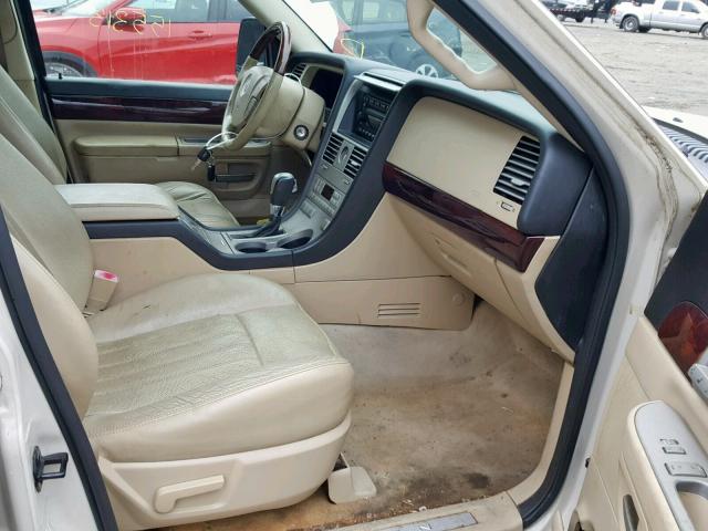 5LMEU88H75ZJ26094 - 2005 LINCOLN AVIATOR 奶油色 照片 5