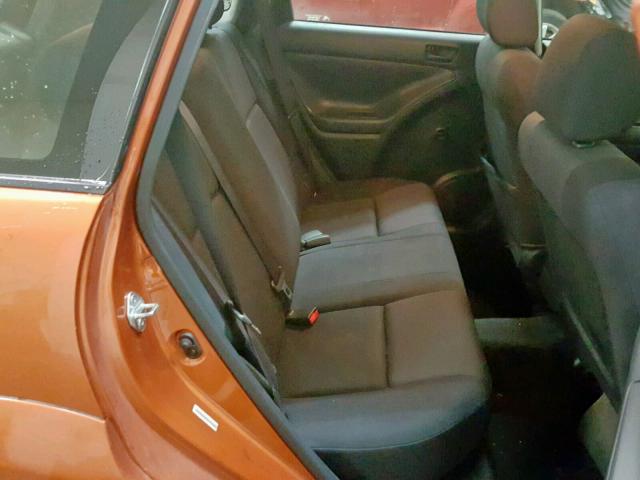 5Y2SL62874Z413878 - 2004 PONTIAC VIBE ORANGE photo 6