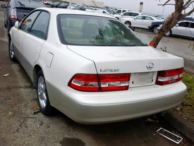 JT8BF28G1Y5081169 - 2000 LEXUS ES 300 WHITE photo 3