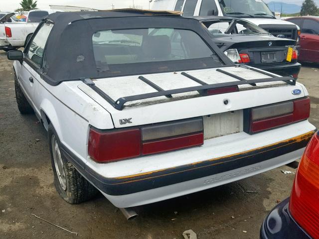 1FABP44E0KF216308 - 1989 FORD MUSTANG LX WHITE photo 3