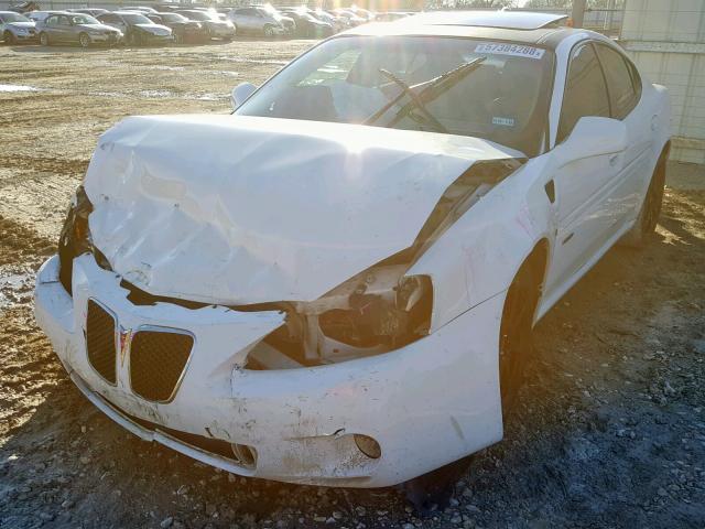 2G2WC58C881162640 - 2008 PONTIAC GRAND PRIX WHITE photo 2