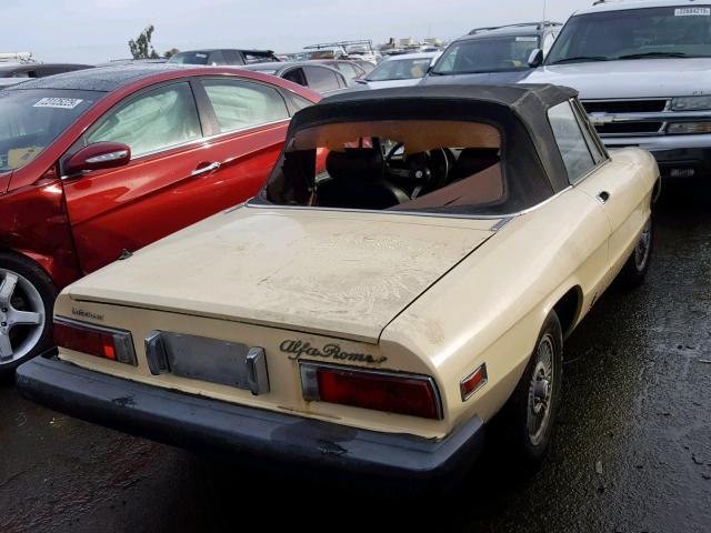 AR115410002660 - 1978 ALFA ROMEO SPIDER CREAM photo 4