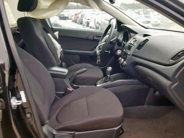 KNAFU4A29C5534267 - 2012 KIA FORTE EX BLACK photo 5