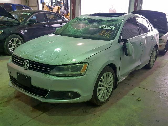 3VWLL7AJ6DM396407 - 2013 VOLKSWAGEN JETTA TDI SILVER photo 2