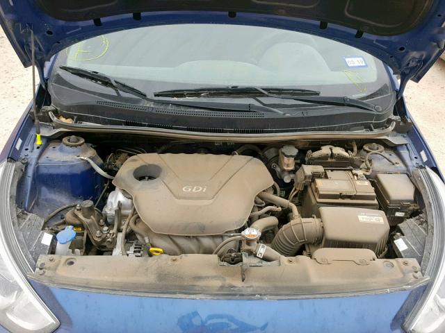 KMHCT5AE0HU315781 - 2017 HYUNDAI ACCENT SE BLUE photo 7