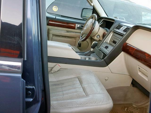 5LMFU28R43LJ11188 - 2003 LINCOLN NAVIGATOR BLUE photo 5